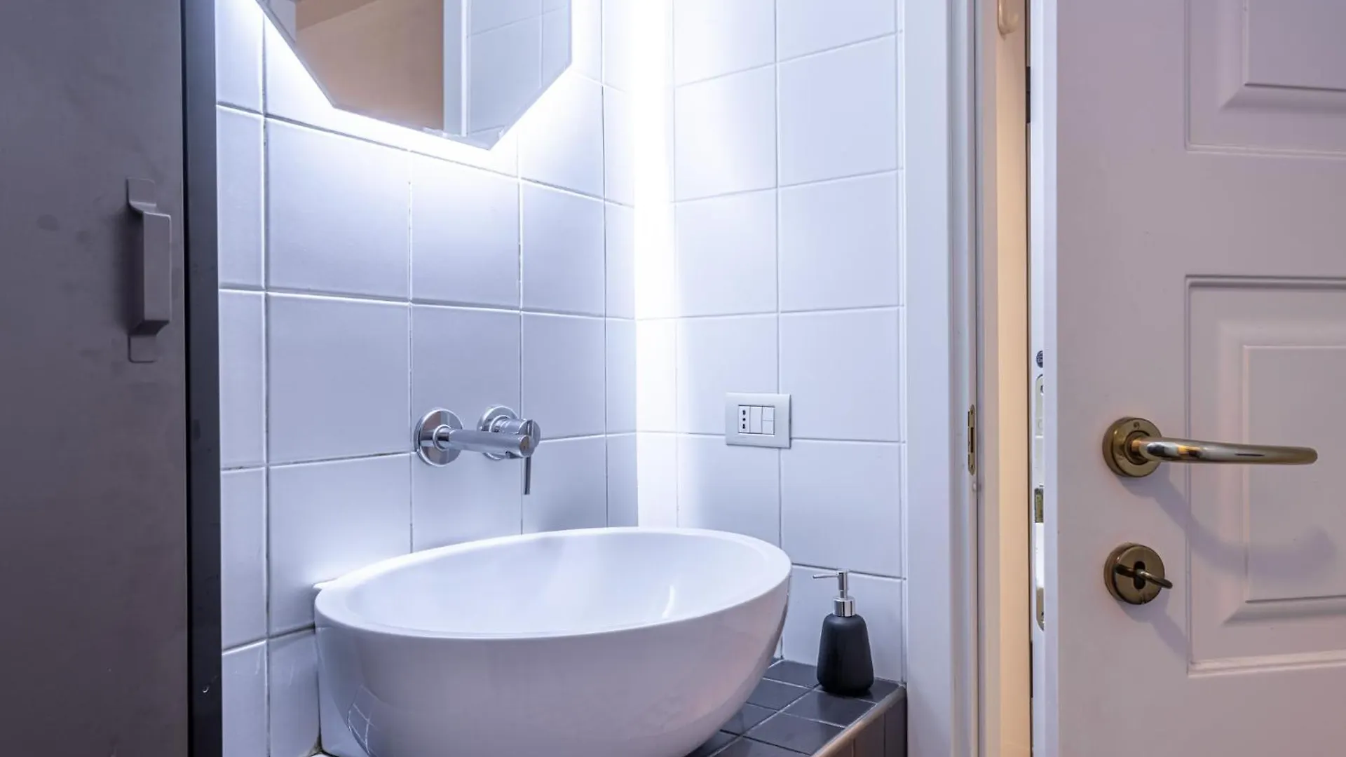 شقة Navigli Darsena - Genova 21 Living ميلان